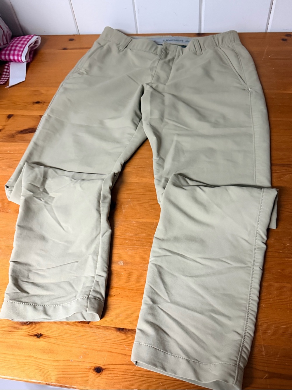 Men's Under Armour dry fit pants